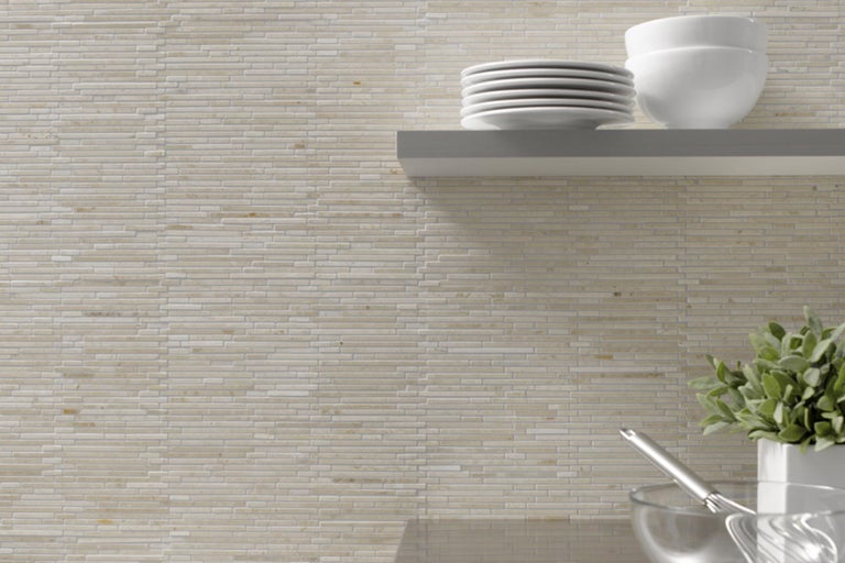 Wandgestaltung mit Mosaikfliesen im Küchenbereich