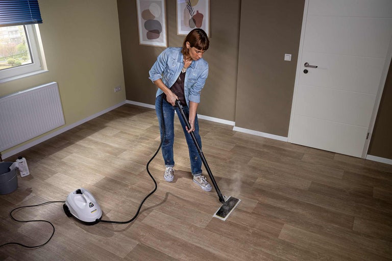 Vinylboden reinigen und reparieren
