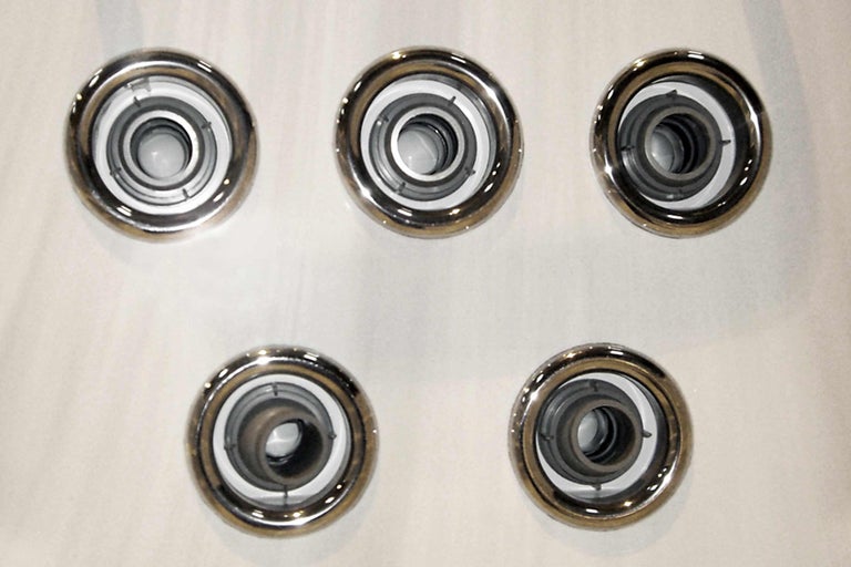 Fünf runde Düsen für Whirlpools