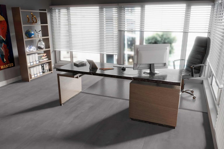 Büro mit Schreibtisch, Bürostuhl, Regal und Jalousien für Fenster