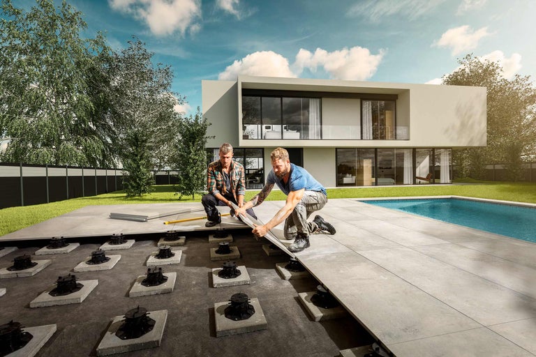 Terrassenplatten verlegen