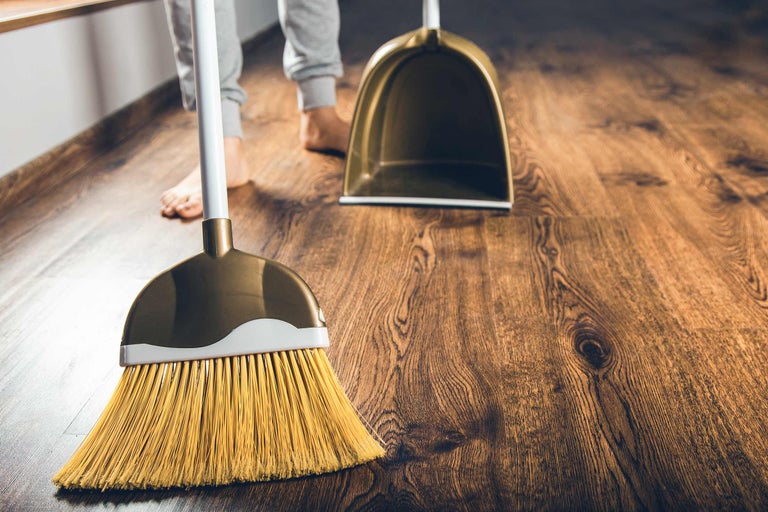 Korkboden reinigen und reparieren