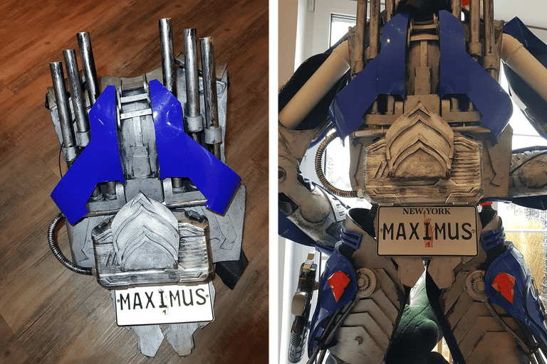 Kostüm mit Rüstungselementen und New Yorker Nummernschild