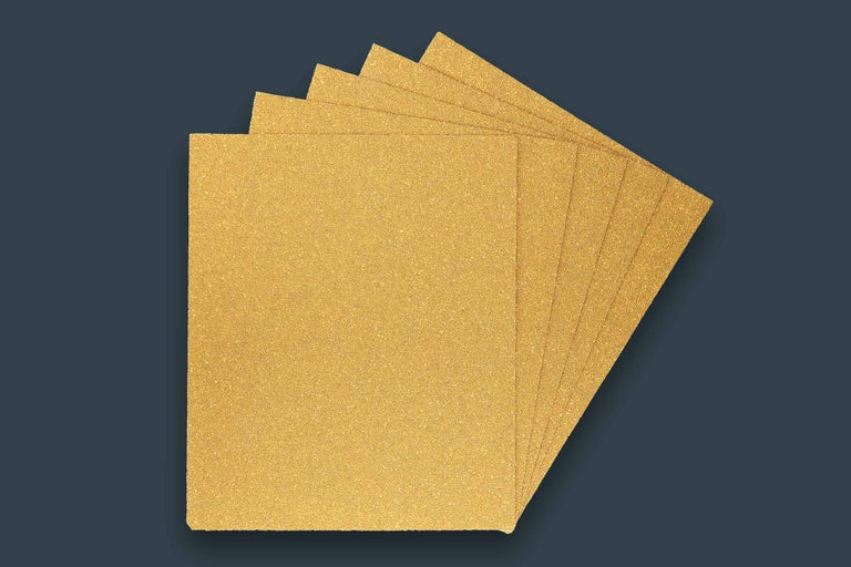 Mehrere Schleifpapierbögen