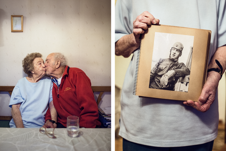 Foto von einem älteren Paar, das sich küsst, und eine Person, die ein Fotoalbum mit einem Schwarz-Weiß-Foto hält.