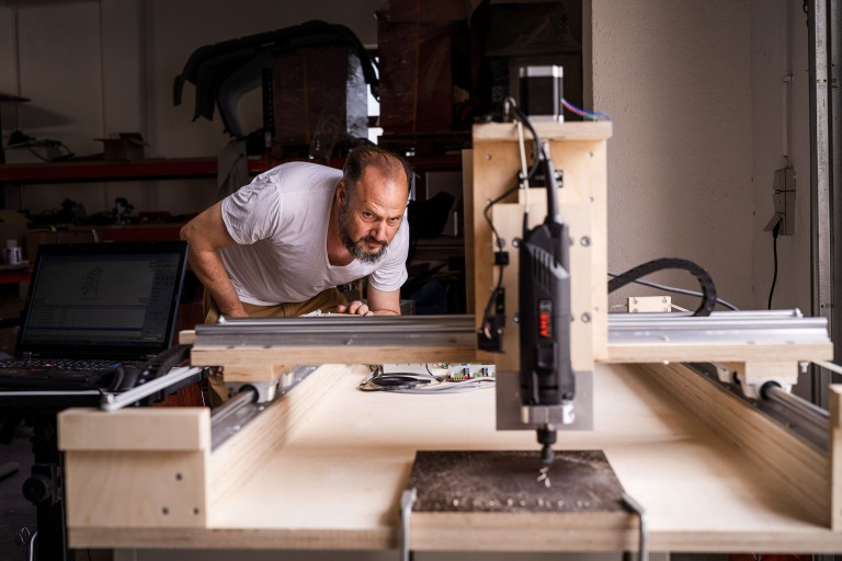 Jetzt oder nie: Volker baut eine CNC-Fräse