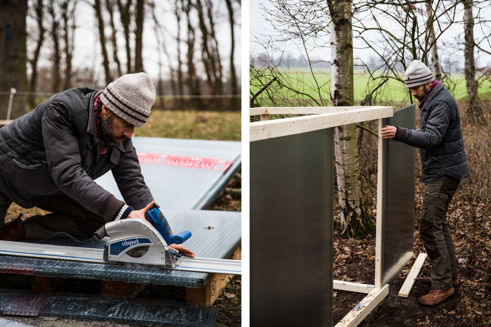 Sascha Borrée bringt die Polycarbonat Stegplatten per Kappsäge auf das passende Maß. Sie ergeben später die Wände für sein selbst gebautes Gewächshaus. Sascha Borrée bringt die Polycarbonat Stegplatten per Kappsäge auf das passende Maß. Sie ergeben später die Wände für sein selbst gebautes Gewächshaus.
