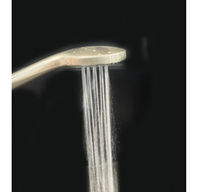 Handbrause mit laufendem Wasser