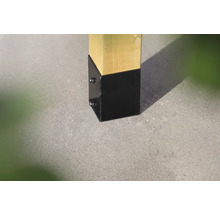 Pfostenanker aus Metall mit Holzpfosten