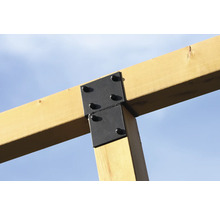 Holzbalken verbunden mit einer Stahlplatte und Bolzen