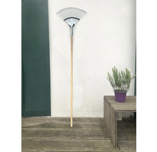 Laubbesen mit Holzstiel