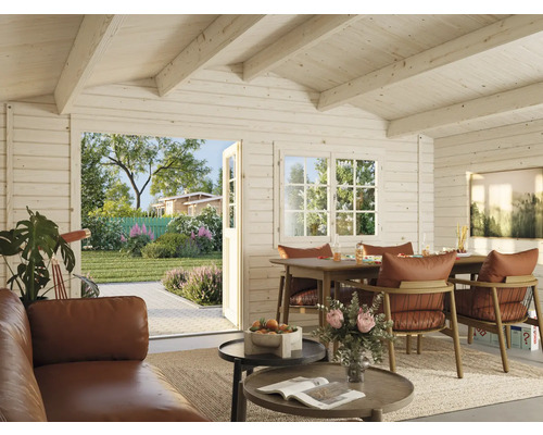 Helles Gartenhaus mit Holzwänden, Fenster und Einrichtung