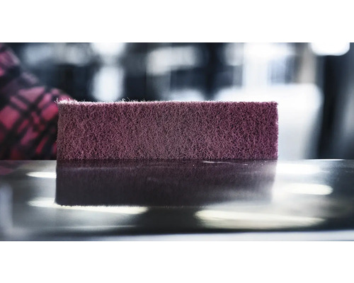 Schleifvlies für Reinigungsarbeiten auf Oberflächen