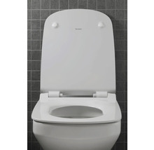 Weißer Toilettensitz mit Deckel von Duravit, leicht geöffnet