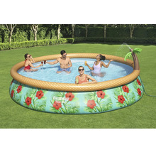 Aufblasbarer Bestway Pool mit Palmen-Wassersprüher und Personen im Garten