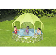 Kinderpool mit Blätterdesign und Sonnenschutzdach im Garten mit spielenden Kindern