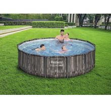 Runder Bestway Steel Pro Max Pool mit Familie im Garten