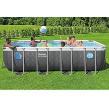 Rechteckiger Bestway Stahlrahmenpool mit Familie im Garten