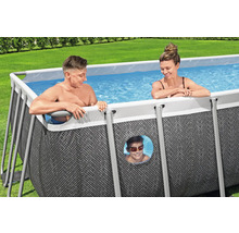 Rechteckiger Pool mit Stahlrahmen, mit Erwachsenen und Kind