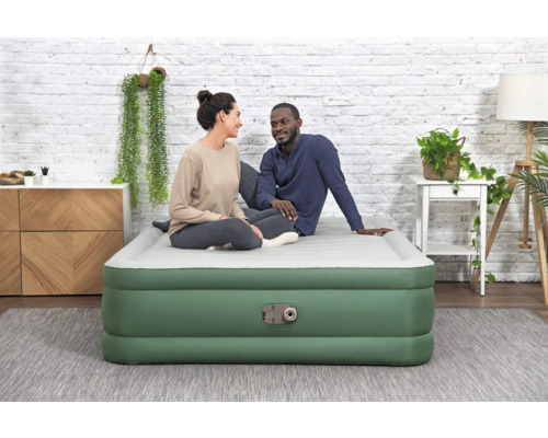 Aufblasbares Gästebett mit integrierter Pumpe und zwei Personen