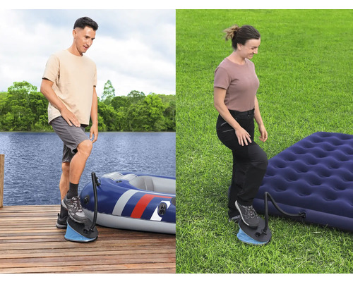 Personen benutzen Fußpumpe, um ein Schlauchboot und eine Luftmatratze aufzupumpen.