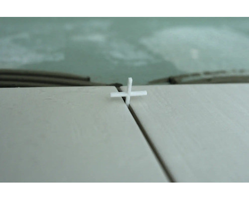 Fliesenzwischenraum mit Fugenkreuz