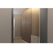 Flur mit Wandpaneelen und Heizkörper