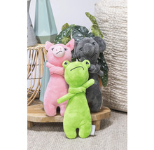 Szene mit einem rosa Schwein, einem grauen Koala und einem grünen Frosch als Stofftiere