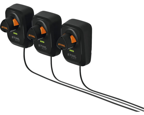 Drei Stihl ALS 31 Ladegeräte in einer Reihe