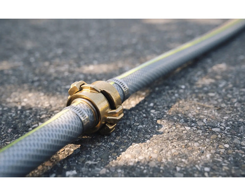 Bewässerungsschlauch mit Messingkupplung