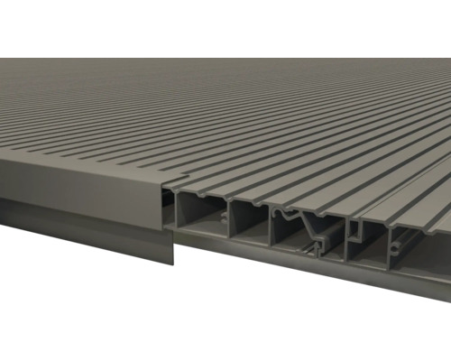 Terrassendiele aus Kunststoff im Detail