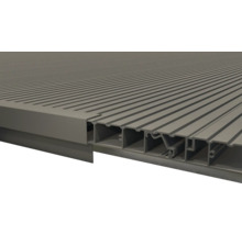 Terrassendielen aus Kunststoff im Querschnitt