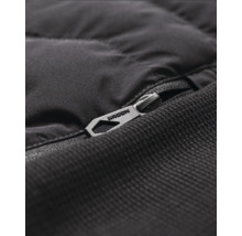 Detail einer Jacke mit Reißverschluss