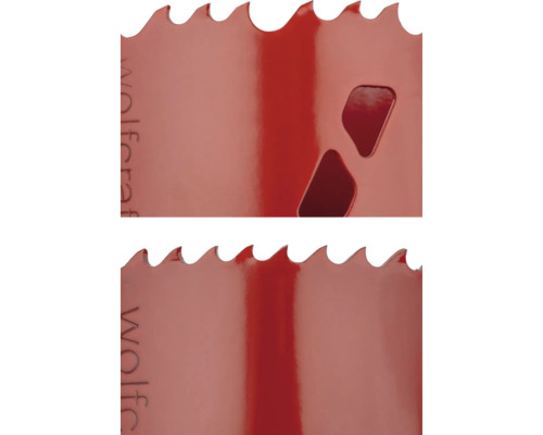 Detailansicht einer Lochsäge mit gezahntem Rand und Aussparungen.