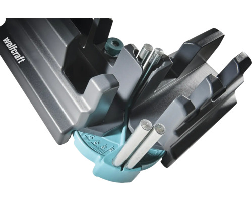 Wolfcraft Schmiege und Schneidlade aus Kunststoff mit Metallstiften zur präzisen Einstellung und zum Schneiden von Gehrungswinkeln.