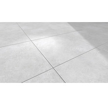 Boden mit quadratischen Fliesen