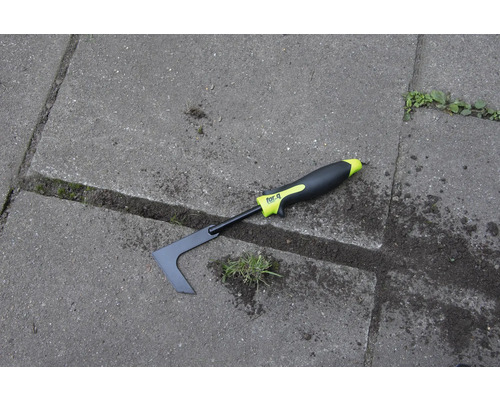 Fugenreiniger zur Unkrautentfernung auf Pflastersteinen