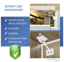 Infografik zur reer Schranksicherung mit integriertem Fingerklemmschutz, geprüft nach DIN EN 16948:2017, formstabil und langlebig.
