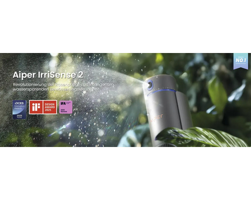 Intelligentes Bewässerungssystem Aiper IrriSense 2 versprüht Wasser im Garten, ausgezeichnet mit dem CES Innovation Award 2025 und iF Design Award.