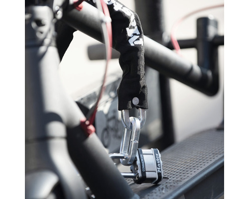 Master Lock Kettenschloss zur Sicherung eines Rollers