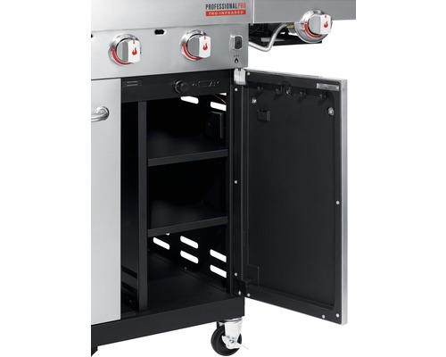 Grill mit offener Schranktür und Regalen zur Aufbewahrung