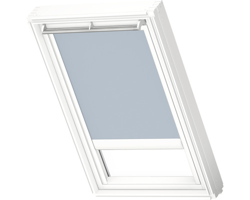 Dachfenster mit Rollo zur Verdunkelung