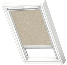 Dachfenster mit Rollo zur Verdunkelung