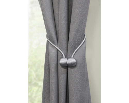 Dekorativer Vorhang mit Vorhanghalter