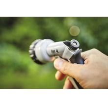 Gartenschlauchspritze mit Handgriff für die Gartenbewässerung