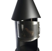 Feuerstelle mit Metallgittertür und kegelförmigem Schirm