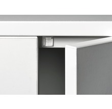 Detailaufnahme eines Möbels mit einem transparenten Türpuffer