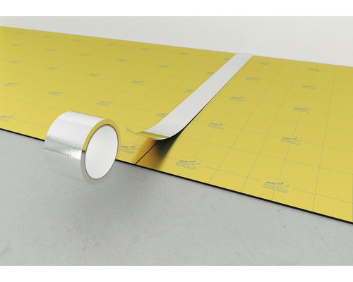 Szene mit Auslegware und Klebeband