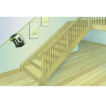 Illustration einer Holztreppe im Innenbereich mit einem an der Wand befestigten Linienlaser.