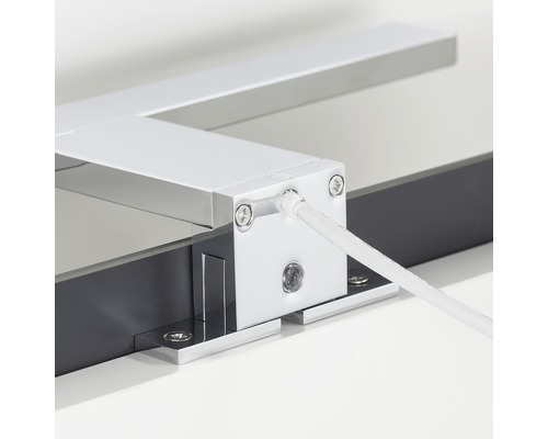 Detailansicht einer LED-Leuchte mit Kabelanschluss